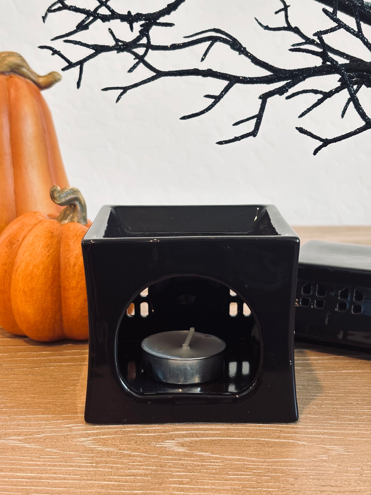 Black Haunted House Wax Warmer
