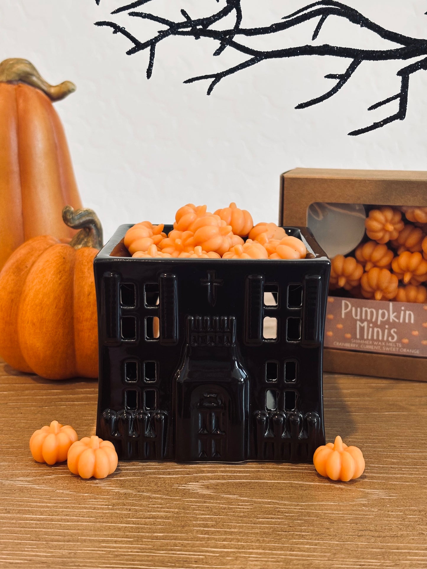 Black Haunted House Wax Warmer