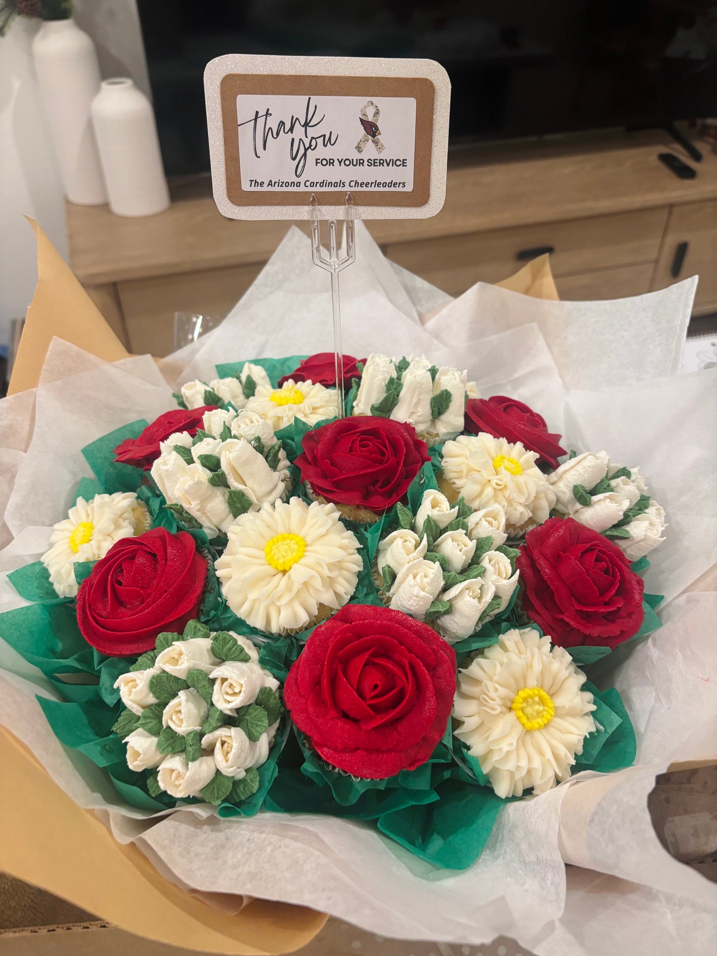 Cupcake Bouquet (19 Cupcakes)