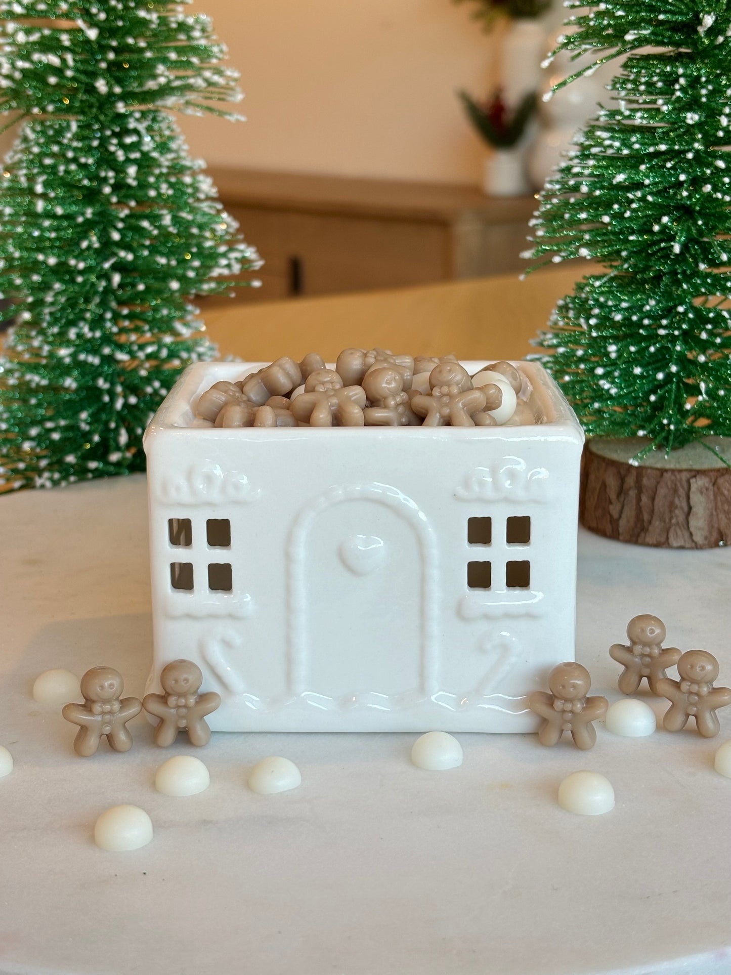 White Gingerbread House Wax Warmer