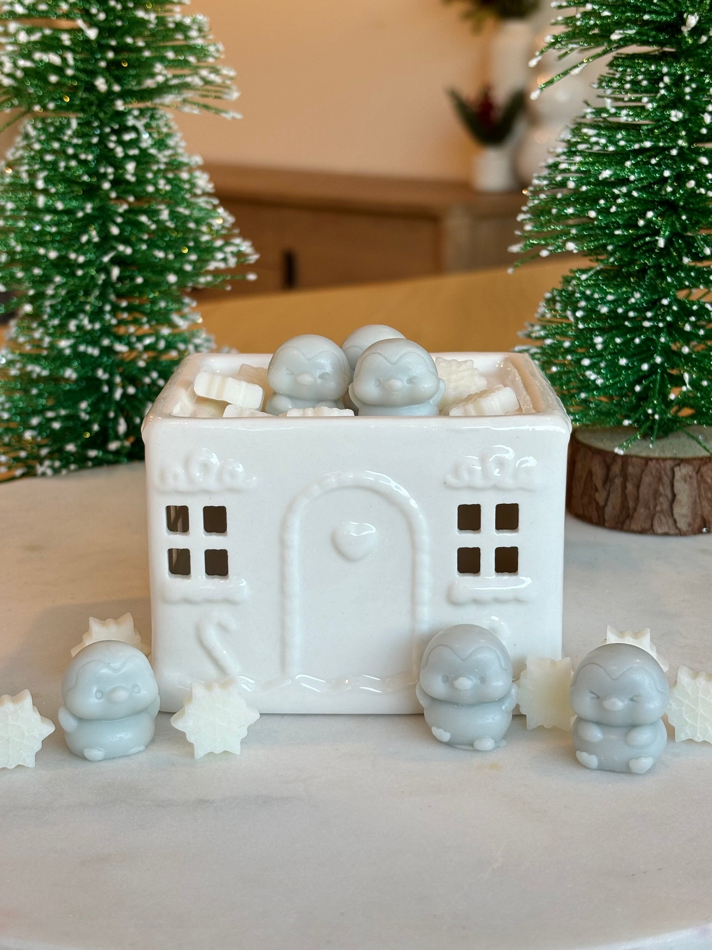 White Gingerbread House Wax Warmer