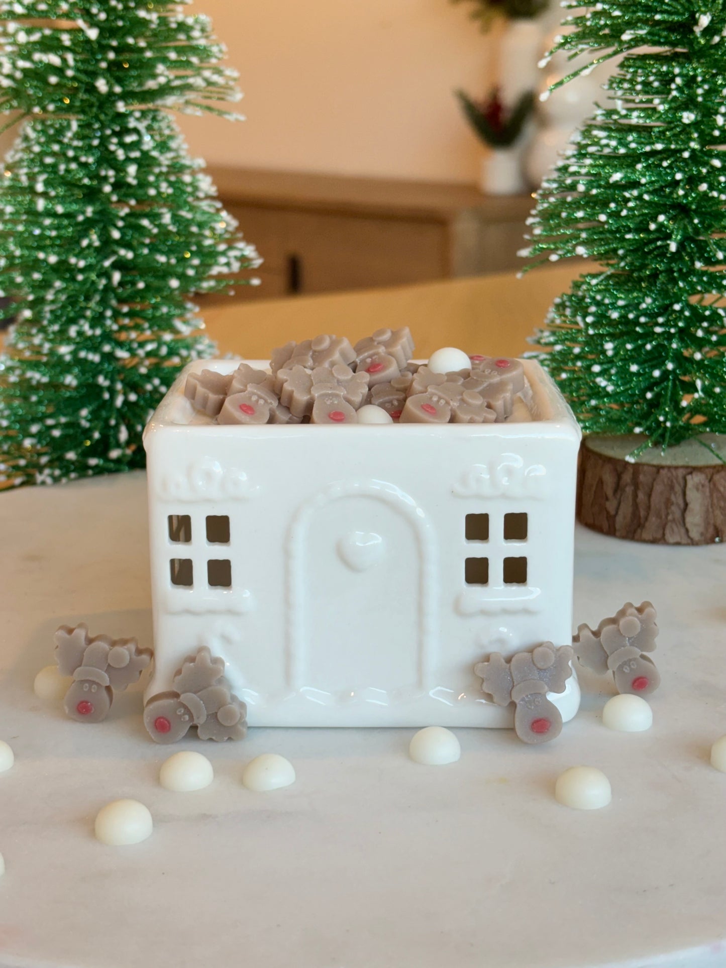 White Gingerbread House Wax Warmer